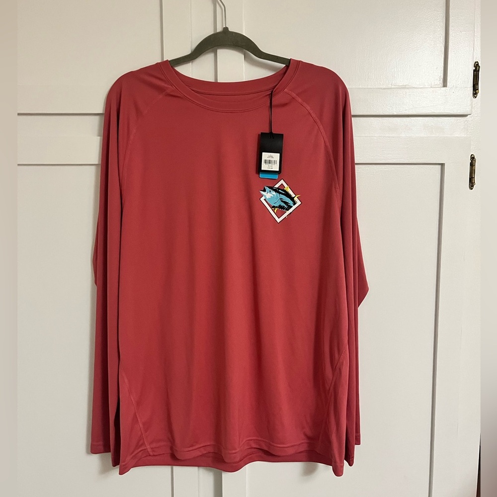 Ocean coast moisture wicking shirt. 30 uv protection. Size L. Kuta coral. New